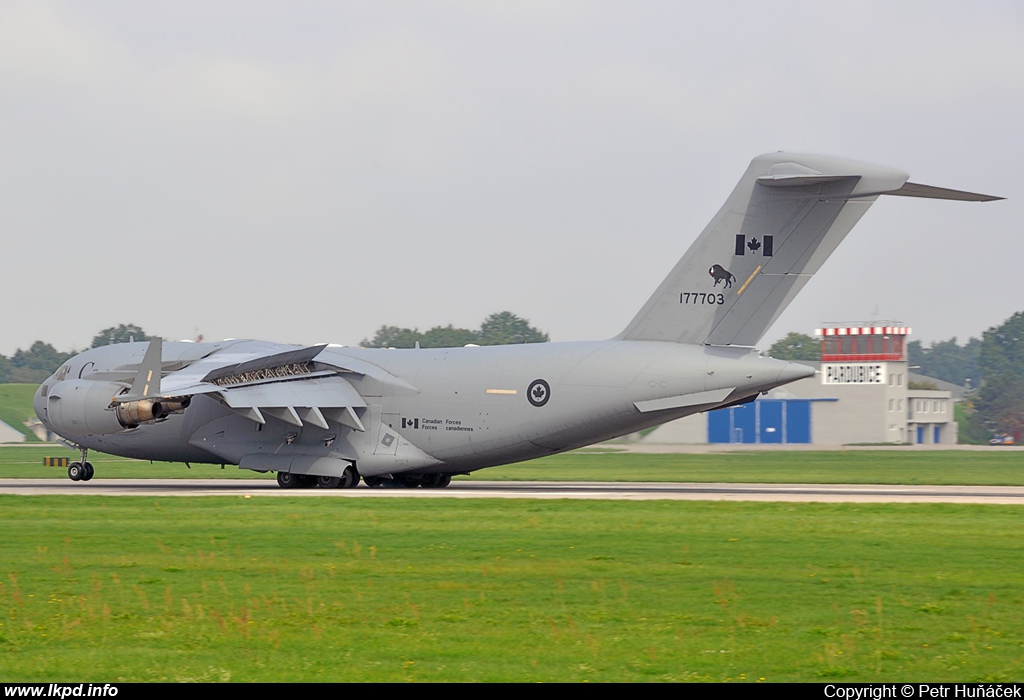 Canada Air Force – McDonnell Douglas C-17A Globemaster 177703