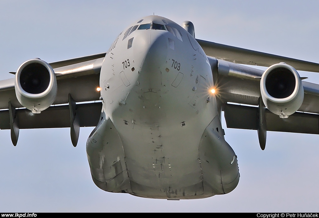 Canada Air Force – McDonnell Douglas C-17A Globemaster 177703