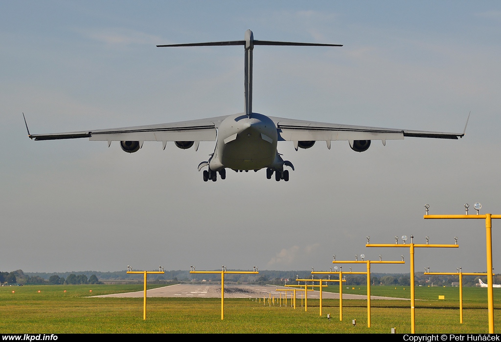 Canada Air Force – McDonnell Douglas C-17A Globemaster 177703