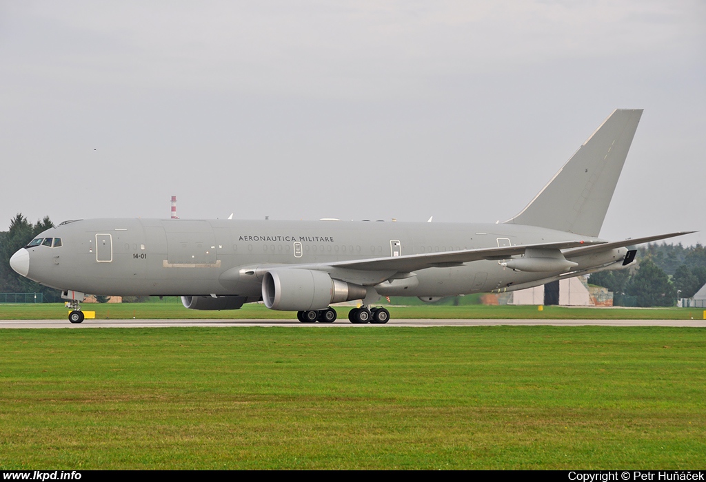 Italy Air Force – Boeing KC-767A (767-2EY/ER) MM62226