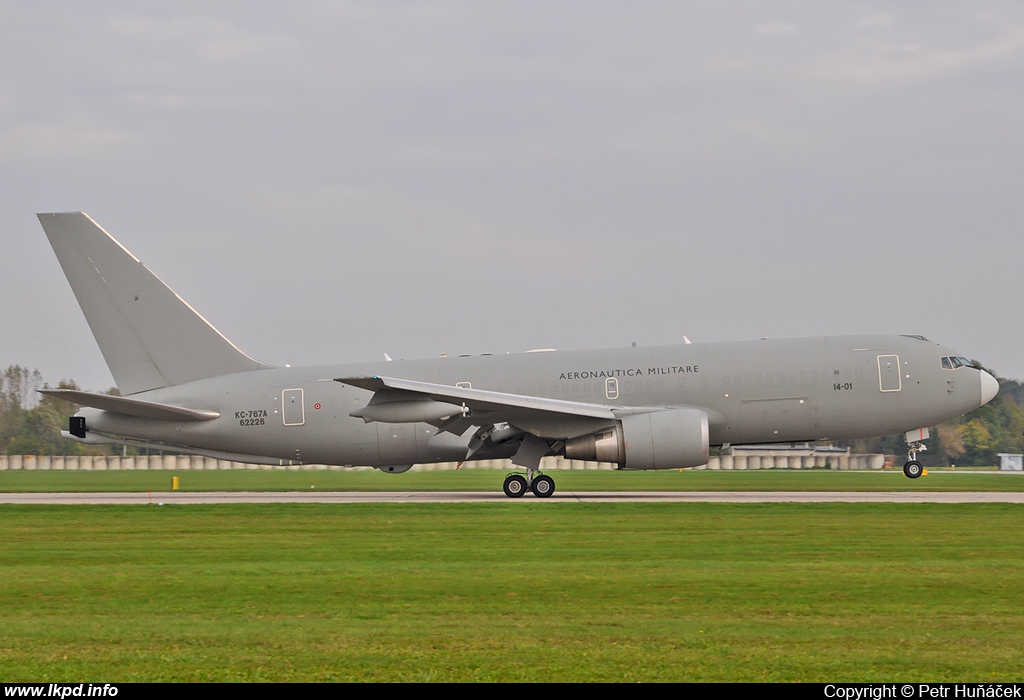 Italy Air Force – Boeing KC-767A (767-2EY/ER) MM62226