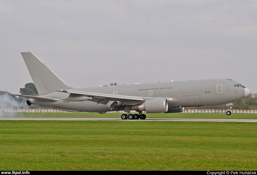 Italy Air Force – Boeing KC-767A (767-2EY/ER) MM62226