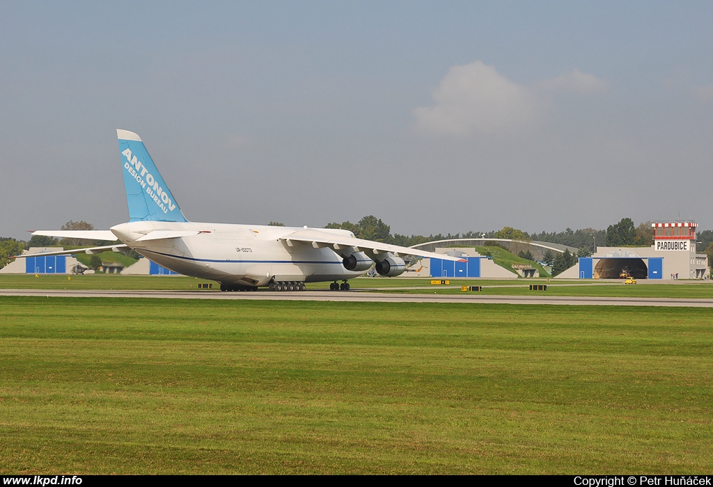 Antonov Design Bureau – Antonov AN-124-100 UR-82073