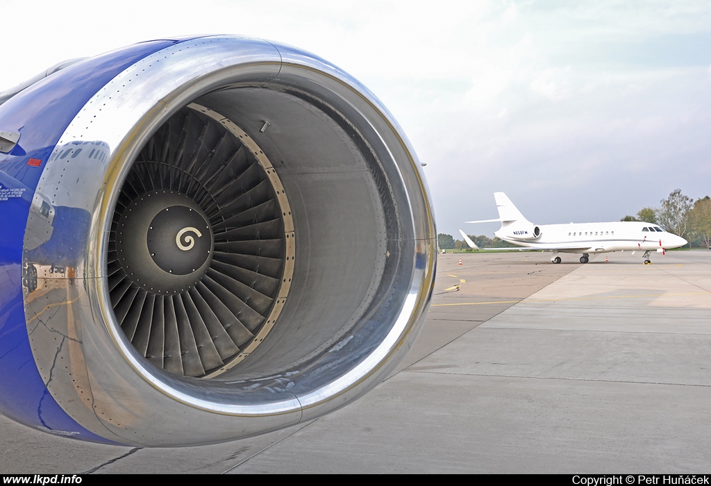 Transaero Airlines – Boeing B737-524 VP-BYP