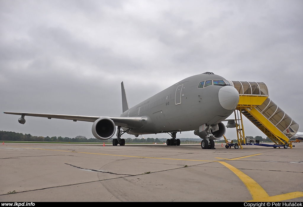 Italy Air Force – Boeing KC-767A (767-2EY/ER) MM62226