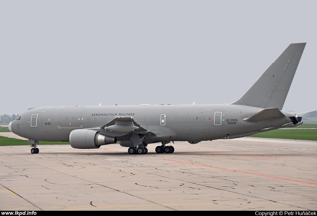 Italy Air Force – Boeing KC-767A (767-2EY/ER) MM62226