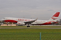 Red Wings – Tupolev TU-204-100V RA-64046