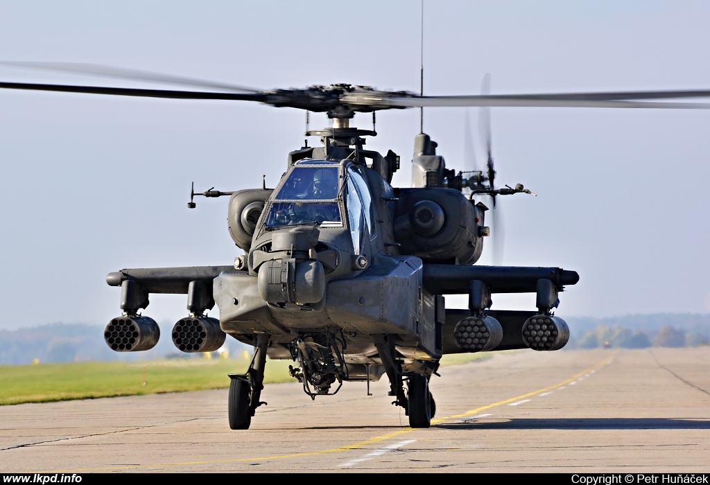 USAF – Boeing AH-64D Apache 03-05381