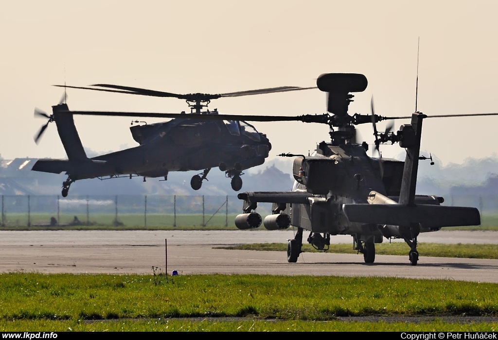 USAF – Boeing AH-64D Apache 09-05581