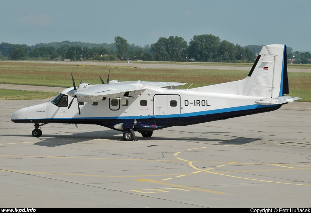 Businesswings – Dornier DO-228-100 D-IROL