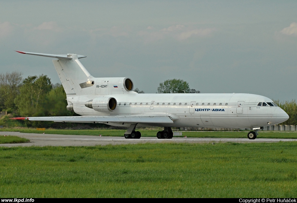 Centre-Avia – Yakovlev YAK-42D RA-42341