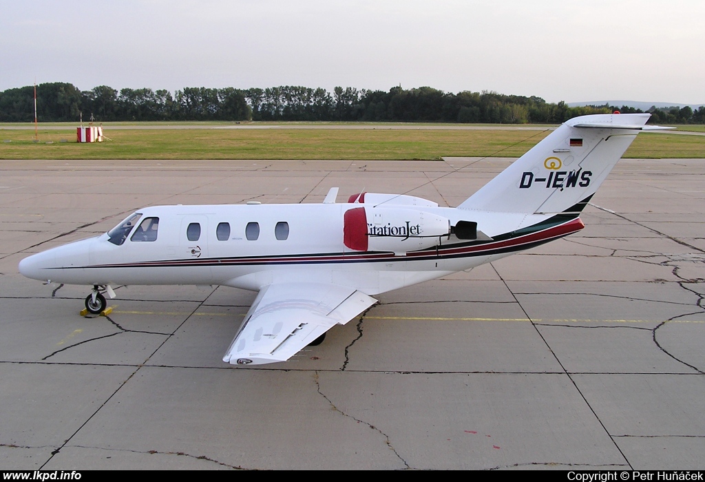 Private/Soukrom – Cessna 525 D-IEWS