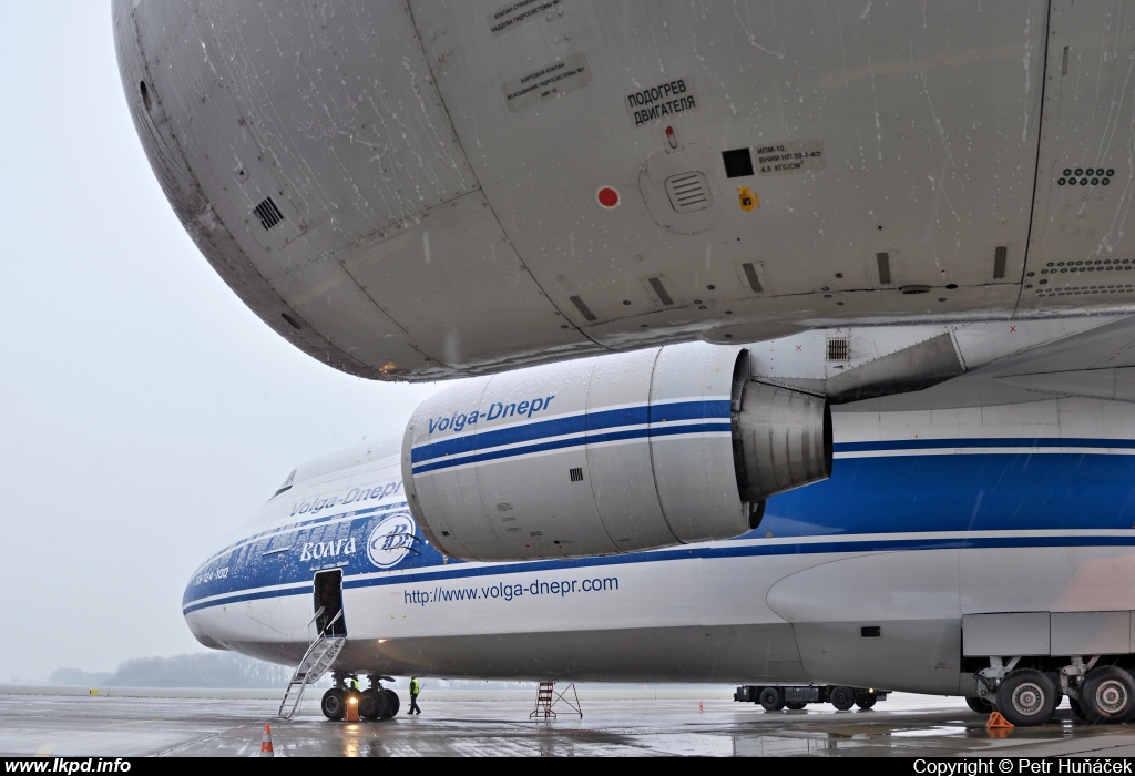 Volga-Dnepr Airlines – Antonov AN-124-100 RA-82043