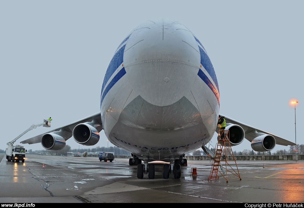 Volga-Dnepr Airlines – Antonov AN-124-100 RA-82043