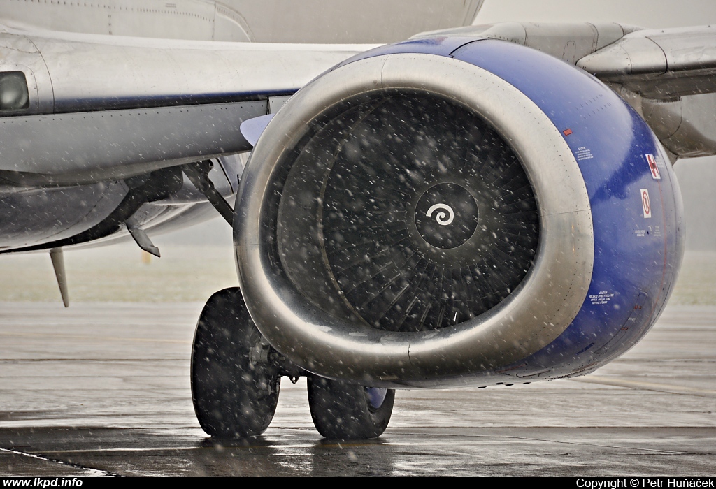 Transaero Airlines – Boeing B737-524 VP-BYI