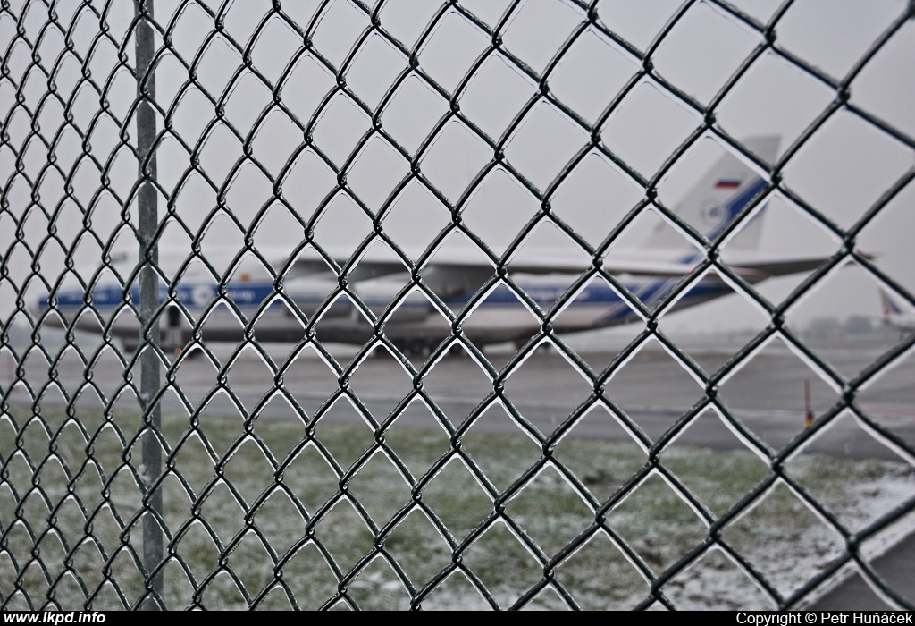 Volga-Dnepr Airlines – Antonov AN-124-100 RA-82043