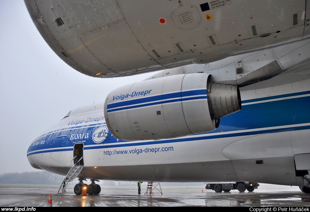 Volga-Dnepr Airlines – Antonov AN-124-100 RA-82043