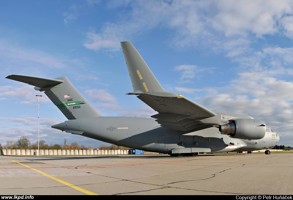 USAF – McDonnell Douglas C-17A Globemaster 08-8192