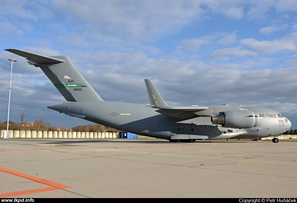 USAF – McDonnell Douglas C-17A Globemaster 08-8192