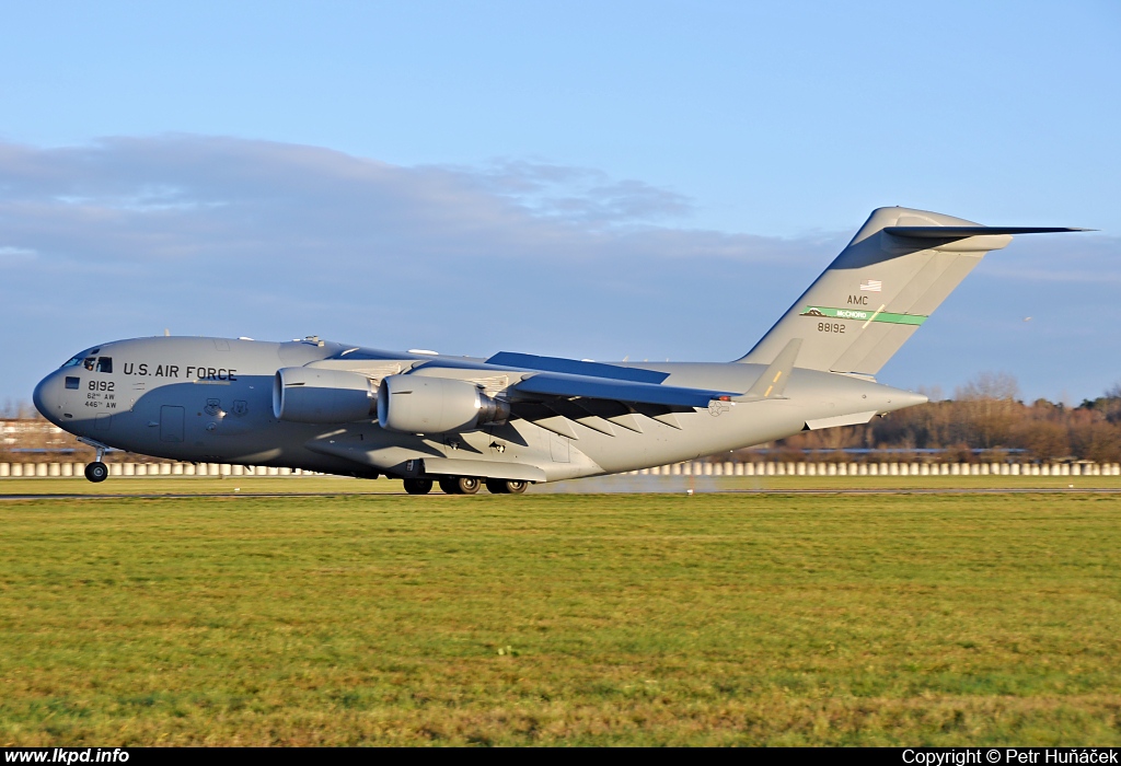 USAF – McDonnell Douglas C-17A Globemaster 08-8192