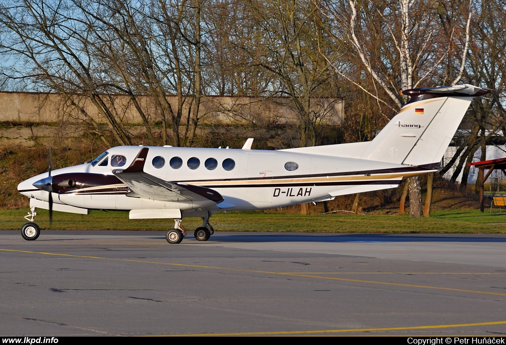 Private/Soukrom – Beech 200GT/250 D-ILAH