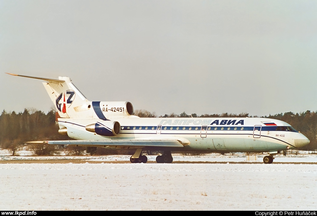 Gazpromavia – Yakovlev YAK-42D RA-42451