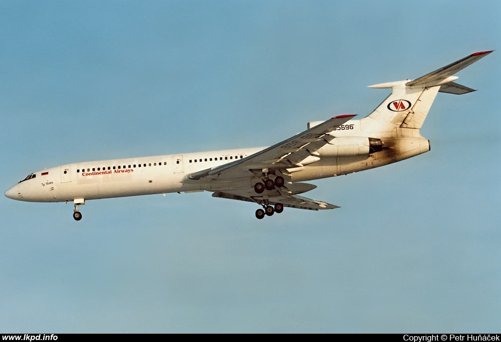 Continental Airways – Tupolev TU-154M RA-85696