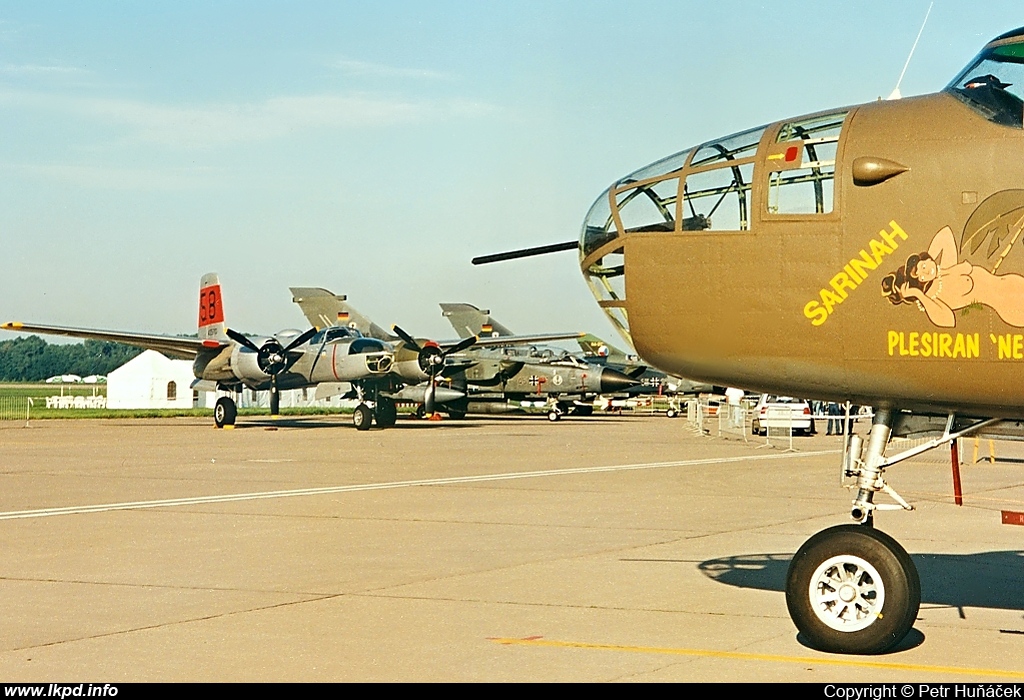 Private/Soukrom – Douglas A-26C Invader N7705C