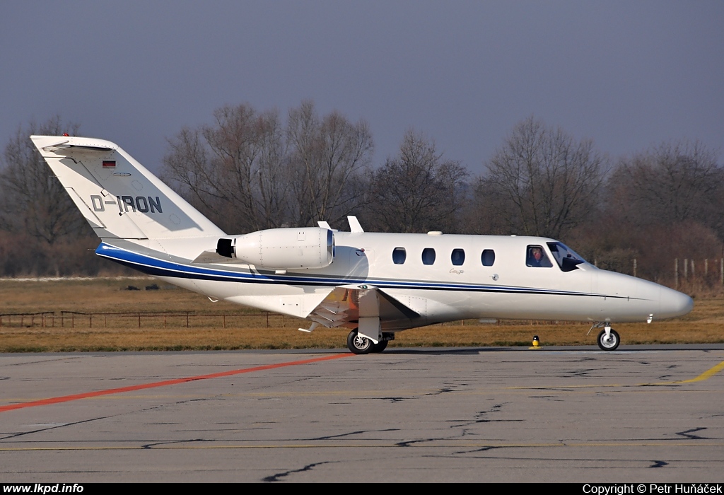 GIESERS STAHLBAU – Cessna 525 D-IRON