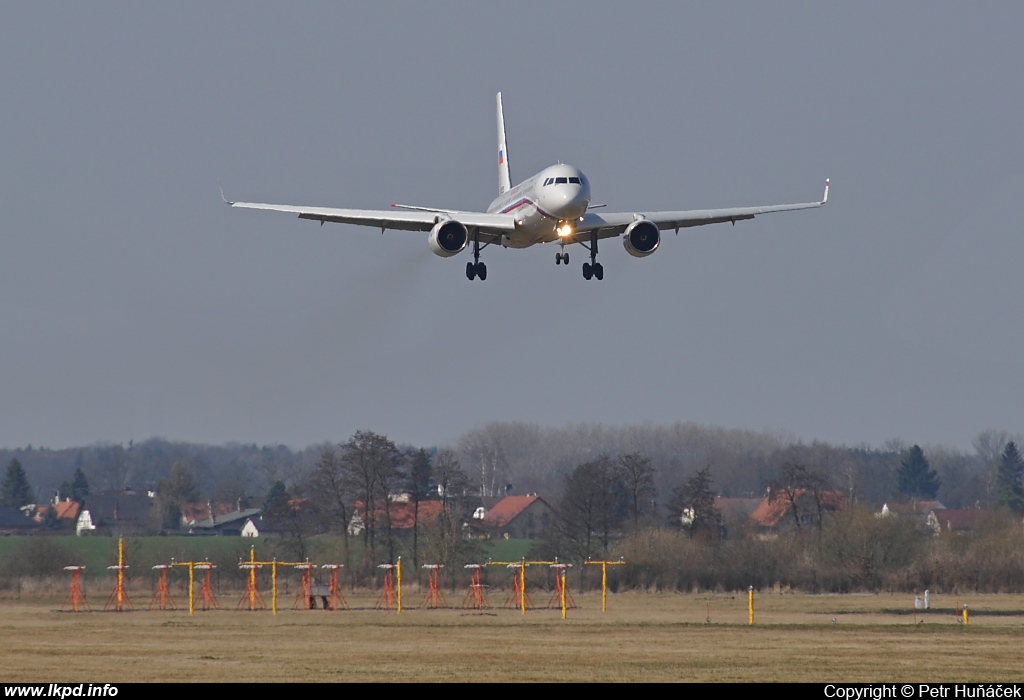 Rossia – Tupolev TU-214 RA-64505