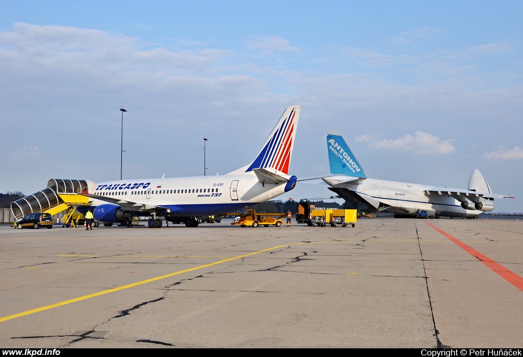 Transaero Airlines – Boeing B737-33S EI-ERP
