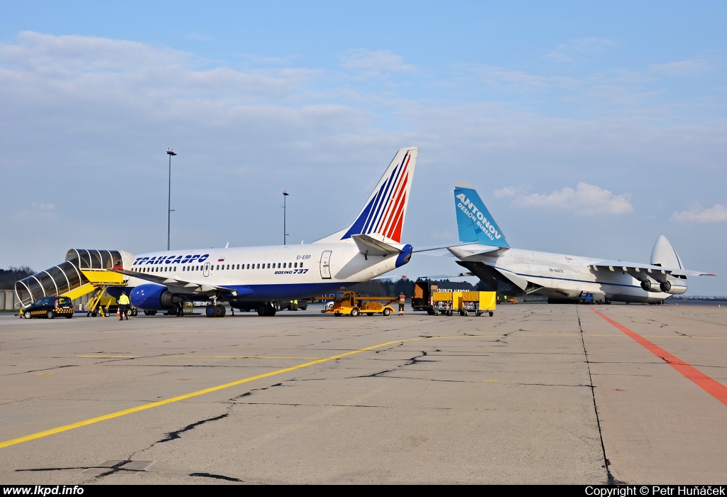 Transaero Airlines – Boeing B737-33S EI-ERP