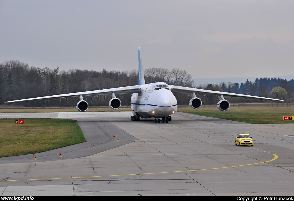 Antonov Design Bureau – Antonov AN-124-100M-150 UR-82072