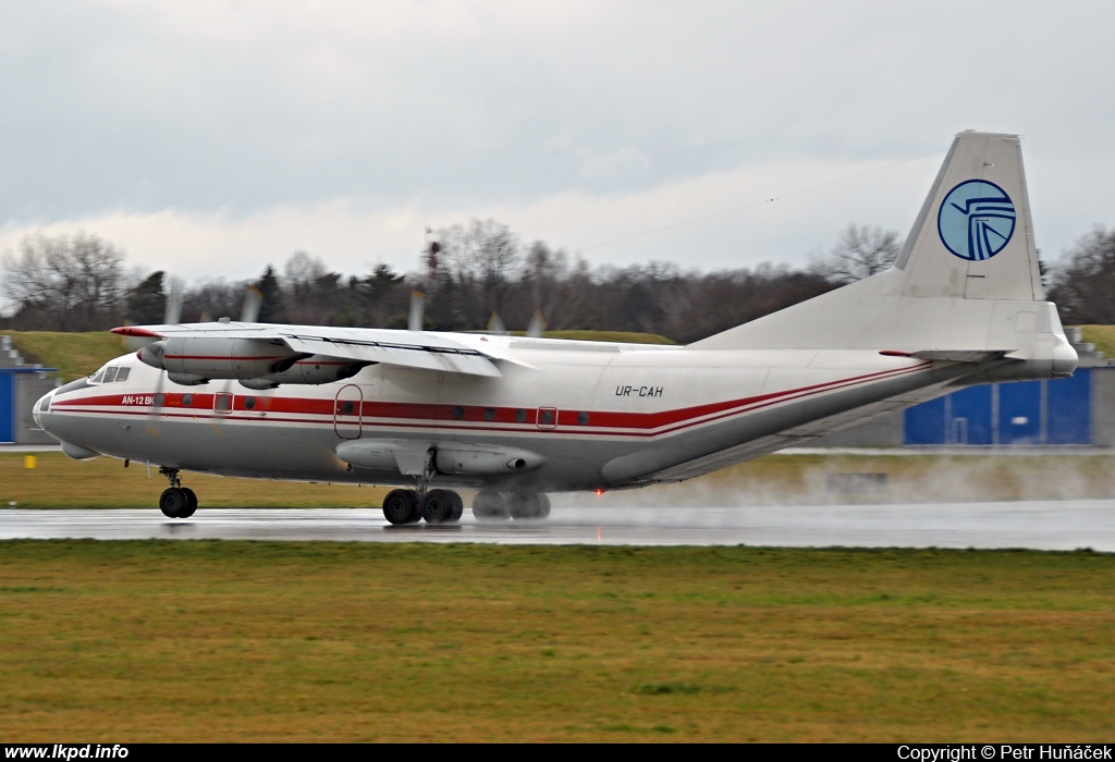 Ukraine Air Alliance – Antonov AN-12BK UR-CAH