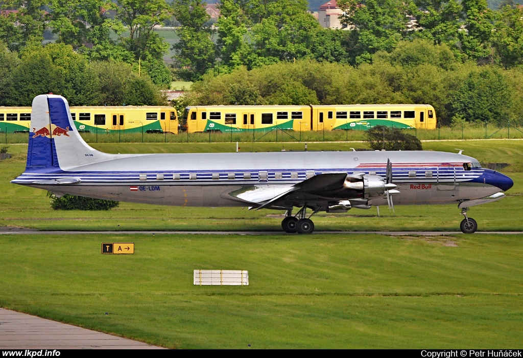 The Flying Bulls – Douglas DC-6B OE-LDM