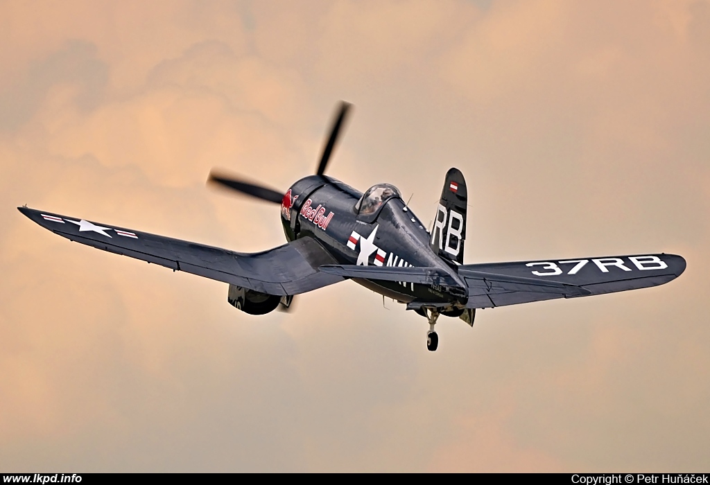 The Flying Bulls – Vought F4U-4 Corsair OE-EAS