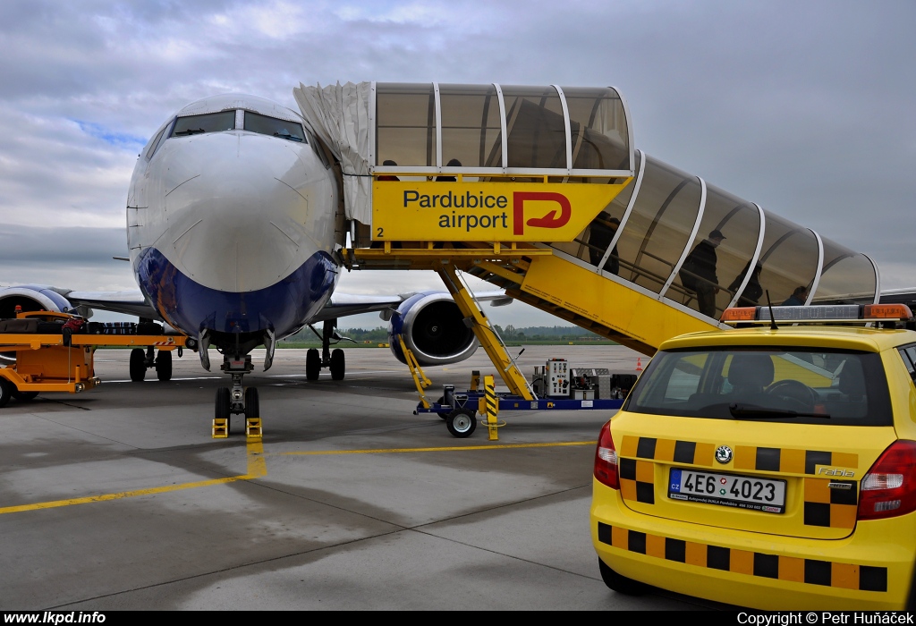 Transaero Airlines – Boeing B737-33S EI-ERP