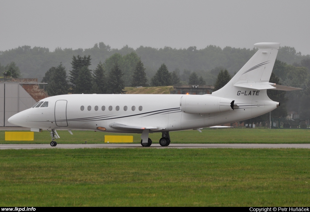 Hangar 8 – Dassault Aviation Falcon 2000EX G-LATE