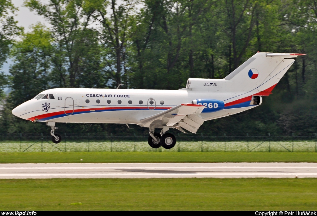 Czech Air Force – Yakovlev YAK-40 0260