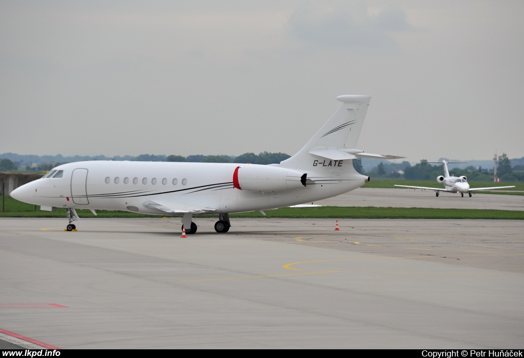 Hangar 8 – Dassault Aviation Falcon 2000EX G-LATE