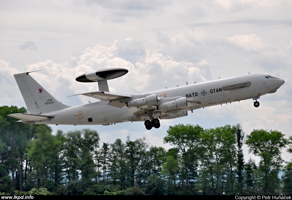 NATO – Boeing E-3A AWACS LX-N90450