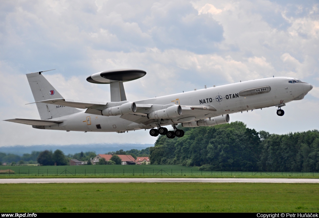 NATO – Boeing E-3A AWACS LX-N90450