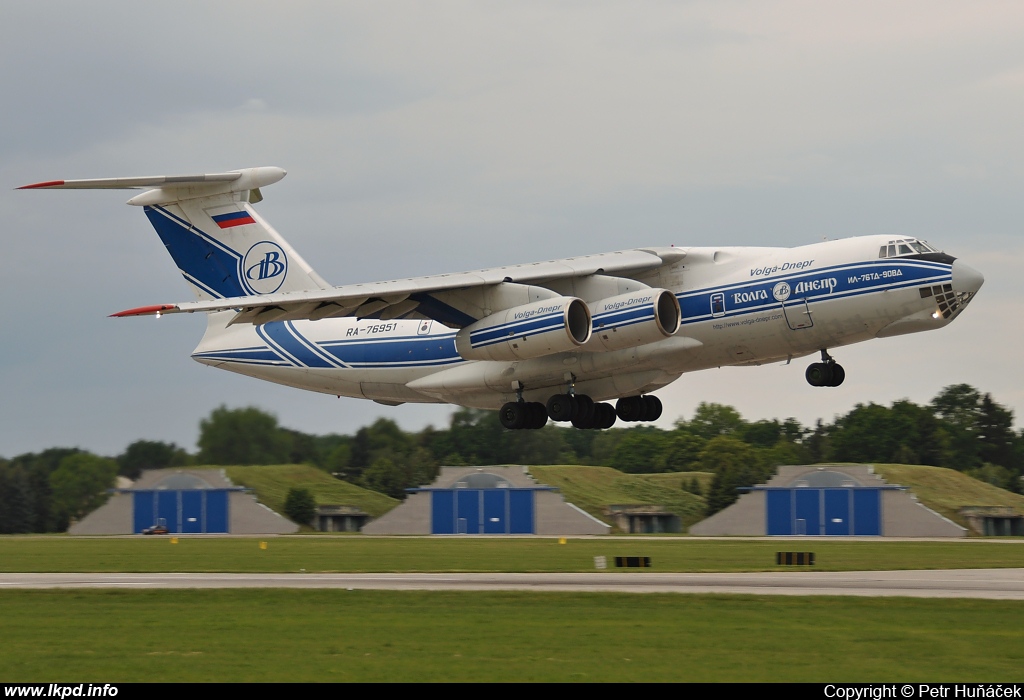 Volga-Dnepr Airlines – Iljuin IL-76TD-90VD  RA-76951