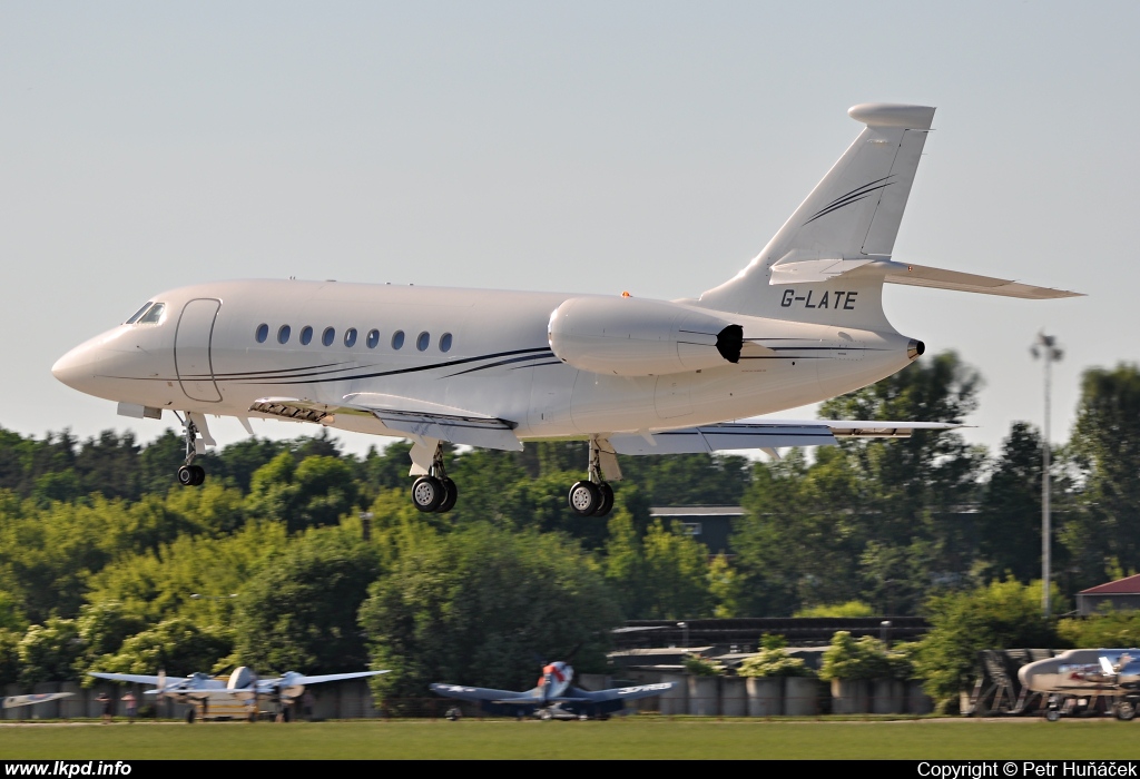 Hangar 8 – Dassault Aviation Falcon 2000EX G-LATE