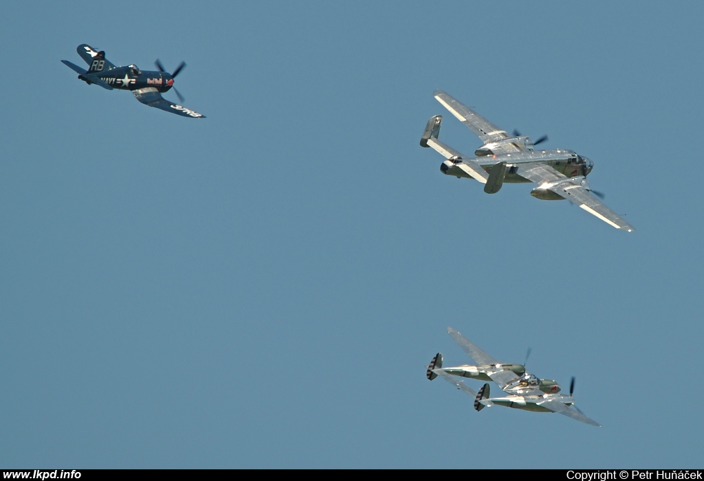 The Flying Bulls – North American B-25J N6123C