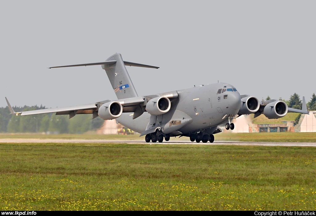 Hungary Air Force – McDonnell Douglas C-17A Globemaster 01