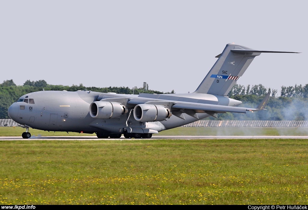 Hungary Air Force – McDonnell Douglas C-17A Globemaster 01