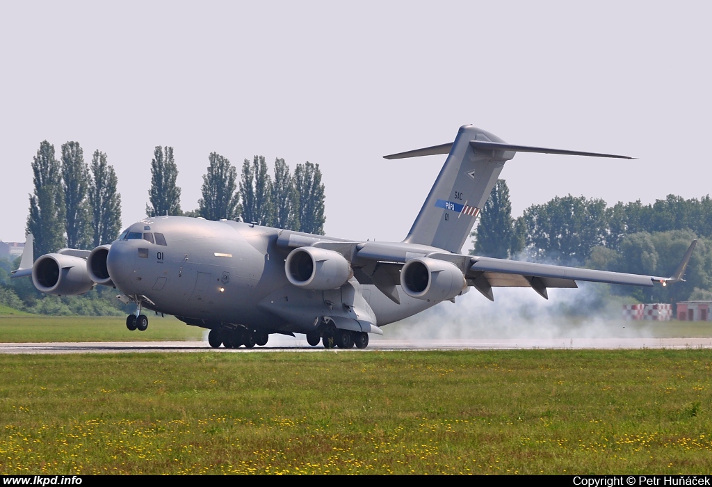 Hungary Air Force – McDonnell Douglas C-17A Globemaster 01