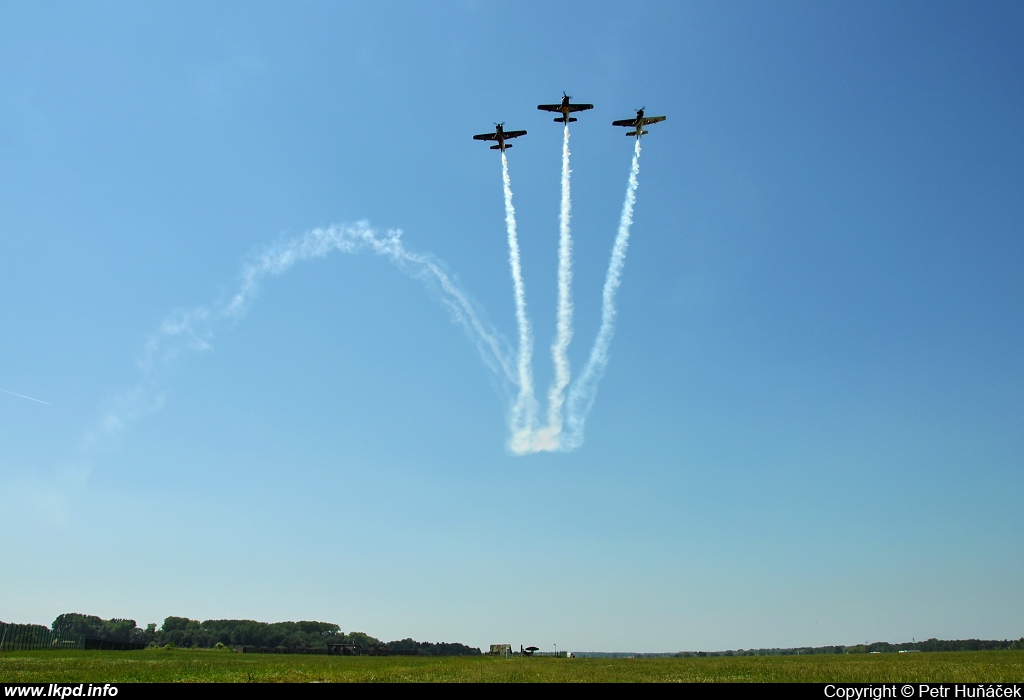 The Flying Bulls – XtremeAir XA-42 OK-FBA