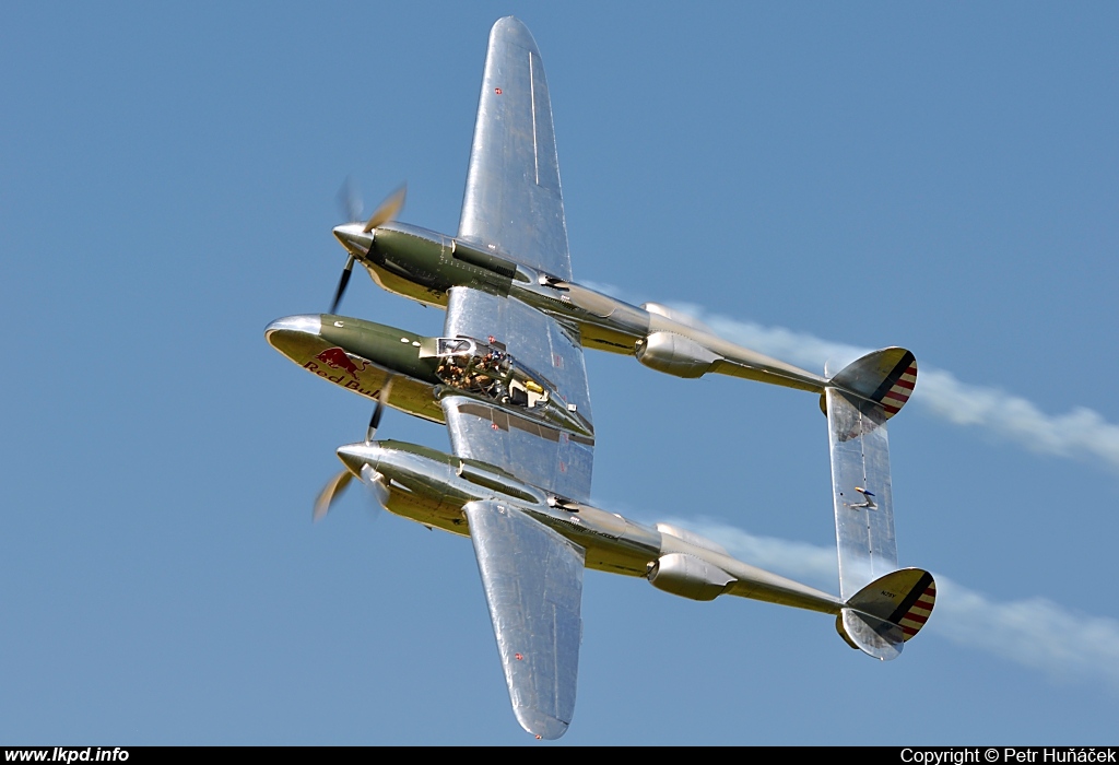 The Flying Bulls – Lockheed P-38L Lightning N25Y